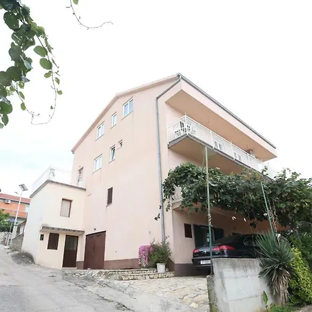 Apartman Jasna 特罗吉尔